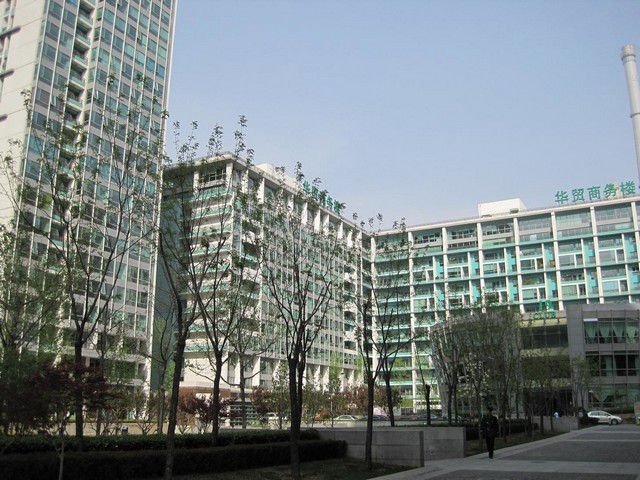 洗衣液吹瓶模具技术